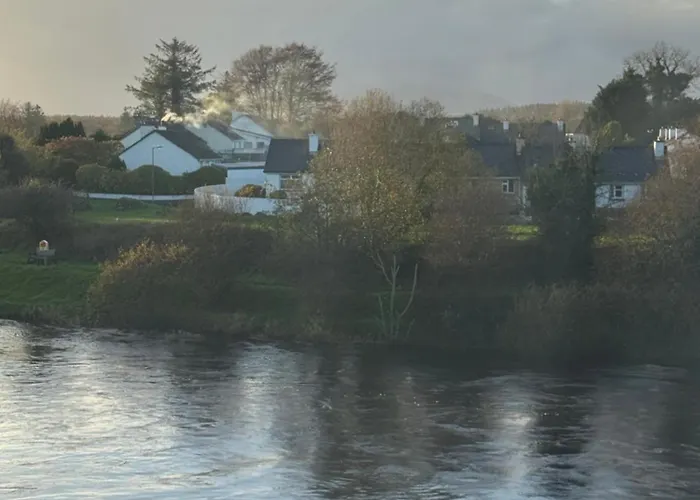 Bed & Breakfast Rooms Foxford 3*